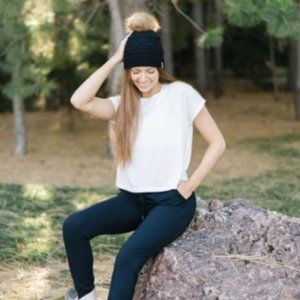 NEW Zyia White Shoulder Tee - XL